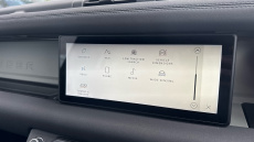 Land Rover Defender 3.0 D250 X-Dynamic SE 90 3dr Auto Diesel Estate